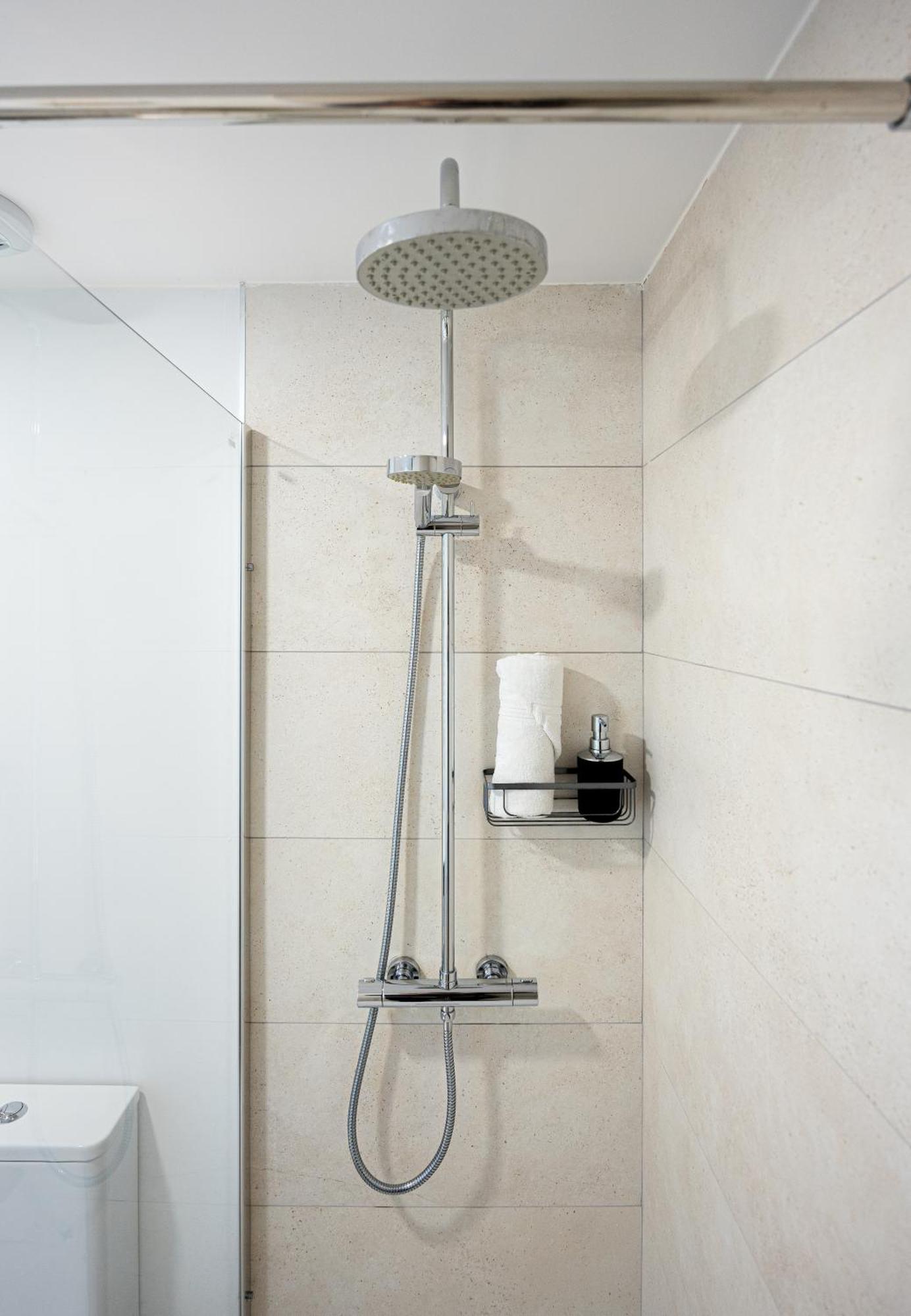 Apartamento Rivascenter Екстериор снимка